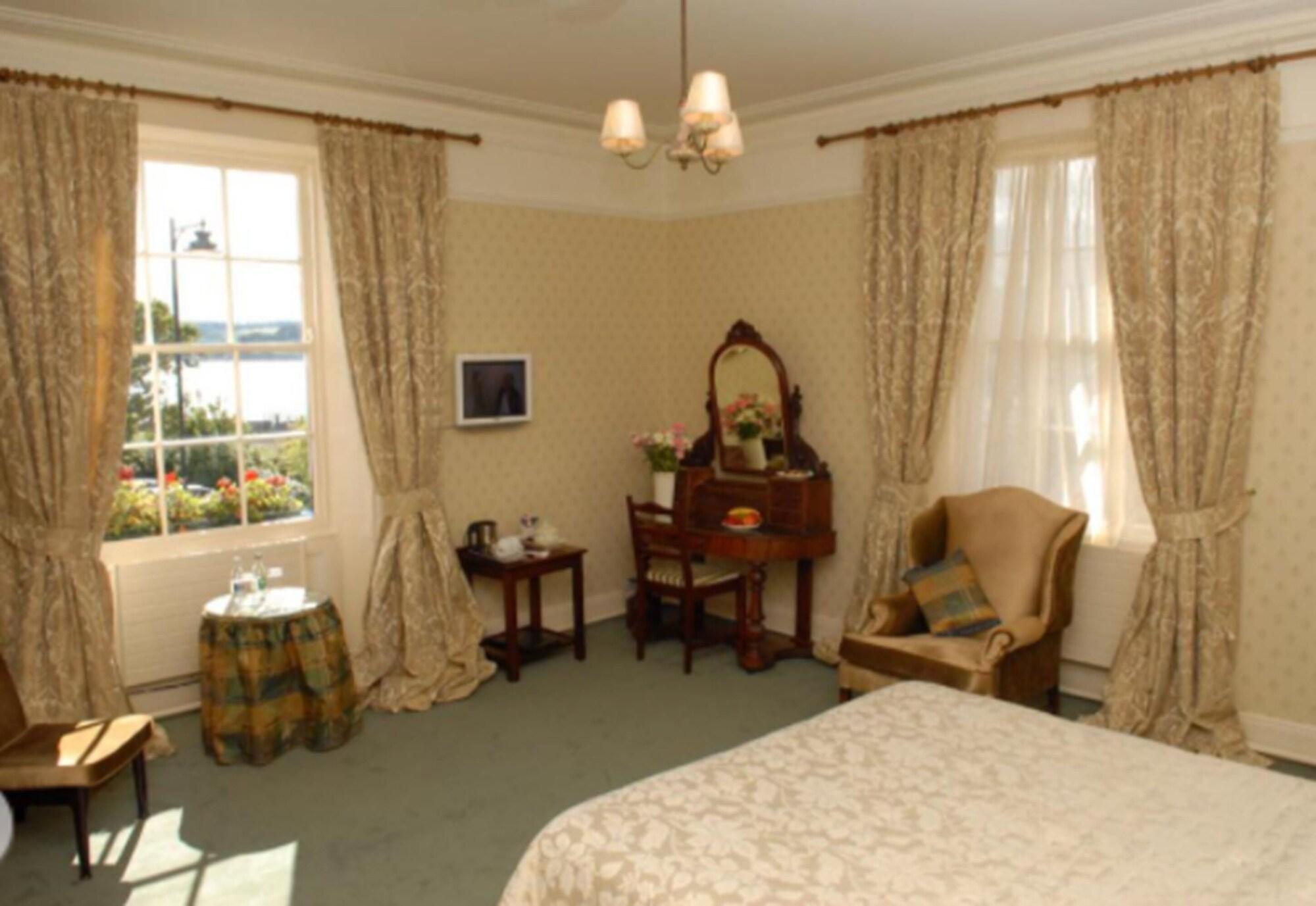 Londonderry Arms Hotel Carnlough Εξωτερικό φωτογραφία