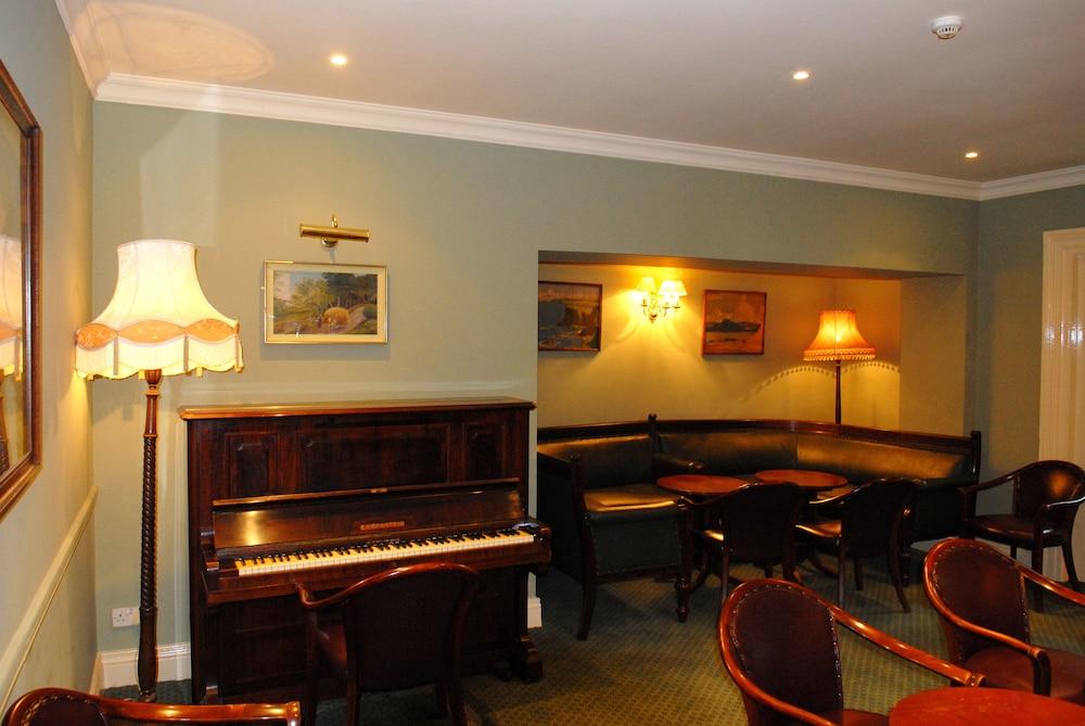 Londonderry Arms Hotel Carnlough Εξωτερικό φωτογραφία
